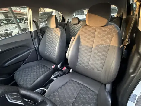 HYUNDAI HB 20 Hatch 1.6 16V 4P FLEX COMFORT PLUS AUTOM�TICO, Foto 9