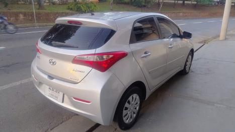 HYUNDAI HB 20 Hatch 1.6 16V 4P COMFORT FLEX AUTOM�TICO, Foto 5