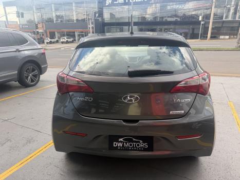 HYUNDAI HB 20 Hatch 1.6 16V 4P FLEX COMFORT PLUS AUTOM�TICO, Foto 9
