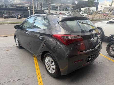 HYUNDAI HB 20 Hatch 1.6 16V 4P FLEX COMFORT PLUS AUTOM�TICO, Foto 10