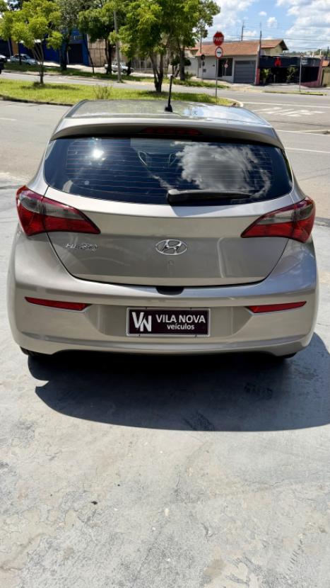 HYUNDAI HB 20 Hatch 1.0 12V 4P FLEX UNIQUE, Foto 4