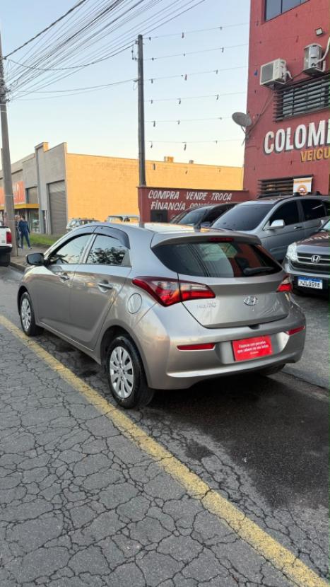 HYUNDAI HB 20 Hatch 1.0 12V 4P FLEX UNIQUE, Foto 5