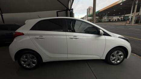 HYUNDAI HB 20 Hatch 1.6 16V 4P FLEX COMFORT PLUS AUTOM�TICO, Foto 7