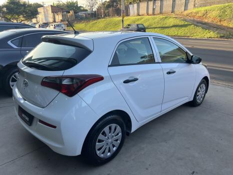 HYUNDAI HB 20 Hatch 1.0 12V 4P FLEX UNIQUE, Foto 4
