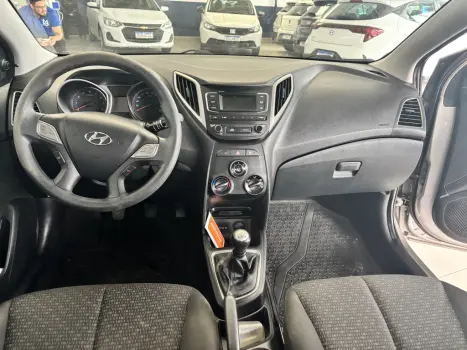 HYUNDAI HB 20 Hatch 1.0 12V 4P FLEX UNIQUE, Foto 10