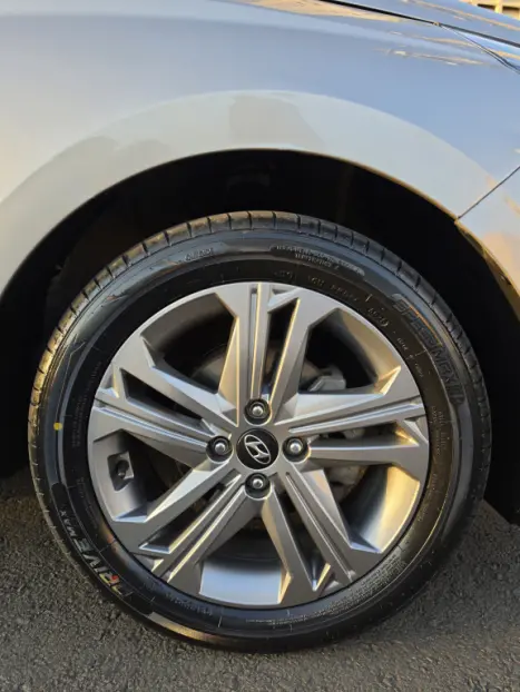 HYUNDAI HB 20 Hatch 1.0 12V 4P FLEX TGDI TURBO COMFORT AUTOM�TICO, Foto 10