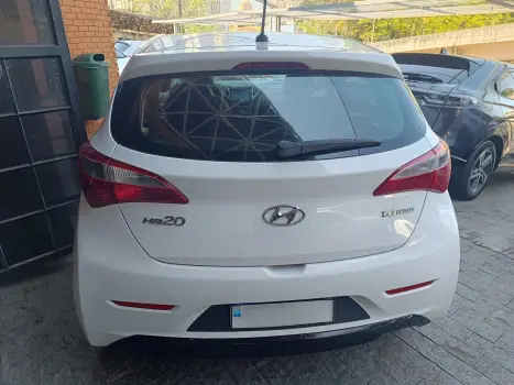 HYUNDAI HB 20 Hatch 1.6 16V 4P FLEX SPICY, Foto 9