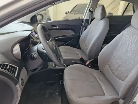HYUNDAI HB 20 Sedan 1.6 16V 4P FLEX COMFORT PLUS AUTOMÁTICO, Foto 8 HYUNDAI HB 20 Sedan 1.6 16V 4P FLEX COMFORT PLUS AUTOMÁTICO, Foto 8