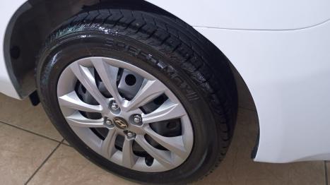 HYUNDAI HB 20 Sedan 1.6 16V 4P FLEX COMFORT PLUS AUTOMTICO, Foto 3