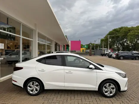 HYUNDAI HB 20 Sedan 1.0 12V 4P FLEX COMFORT PLUS, Foto 4