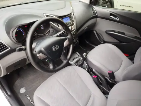 HYUNDAI HB 20 Sedan 1.6 16V 4P FLEX COMFORT PLUS, Foto 10