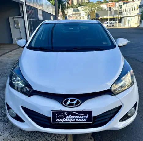 HYUNDAI HB 20 Sedan 1.6 16V 4P FLEX COMFORT PLUS, Foto 4