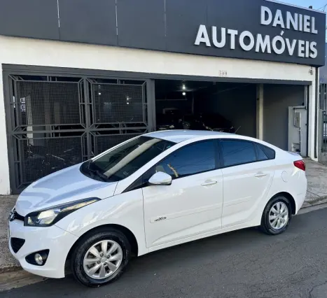 HYUNDAI HB 20 Sedan 1.6 16V 4P FLEX COMFORT PLUS, Foto 2