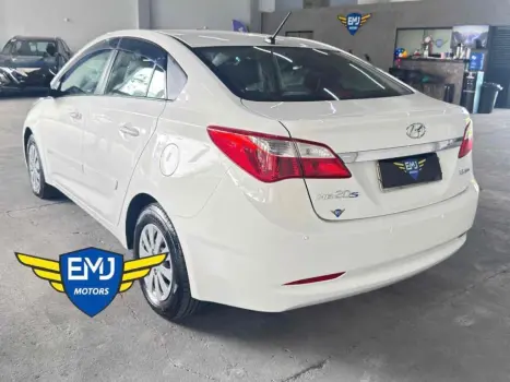 HYUNDAI HB 20 Sedan 1.6 16V 4P FLEX COMFORT PLUS, Foto 4