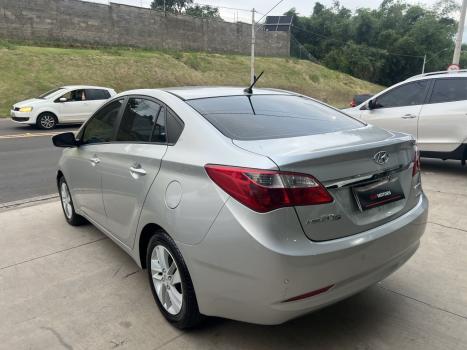 HYUNDAI HB 20 Sedan 1.6 16V 4P FLEX PREMIUM AUTOM�TICO, Foto 5