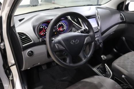 HYUNDAI HB 20 Sedan 1.6 16V 4P FLEX COMFORT PLUS, Foto 4