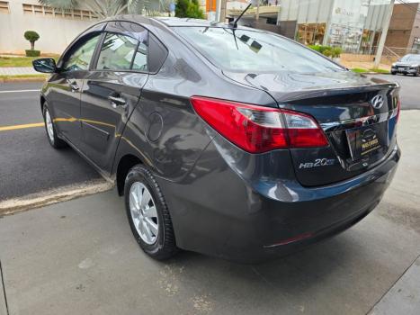 HYUNDAI HB 20 Sedan 1.0 12V 4P FLEX COMFORT PLUS, Foto 4