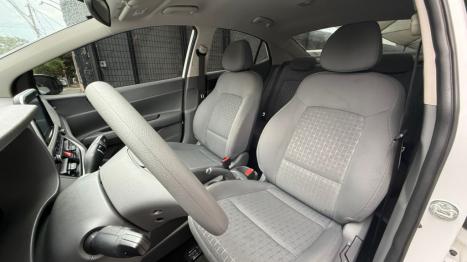 HYUNDAI HB 20 Sedan 1.0 12V 4P FLEX TGDI TURBO COMFORT AUTOM�TICO, Foto 11