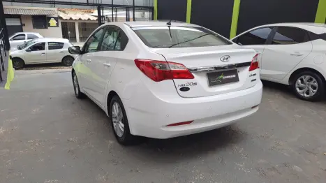 HYUNDAI HB 20 Sedan 1.6 16V 4P FLEX PREMIUM AUTOM�TICO, Foto 5