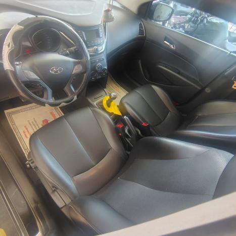 HYUNDAI HB 20 Sedan 1.0 12V 4P FLEX COMFORT PLUS FOR YOU, Foto 5