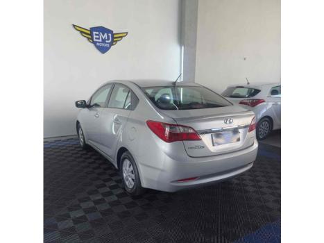 HYUNDAI HB 20 Sedan 1.0 12V 4P FLEX COMFORT PLUS, Foto 4