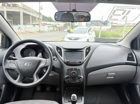 HYUNDAI HB 20 Sedan 1.6 16V 4P FLEX COMFORT PLUS, Foto 12