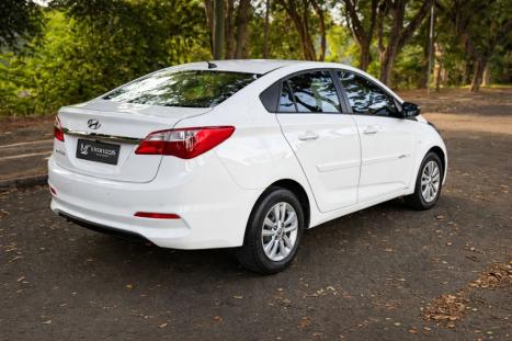 HYUNDAI HB 20 Sedan 1.0 12V 4P FLEX UNIQUE, Foto 4