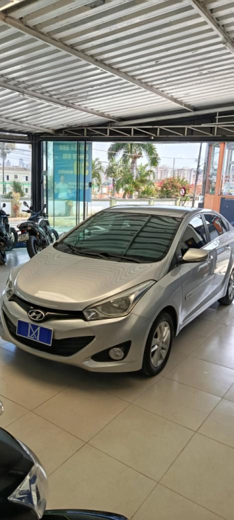 HYUNDAI HB 20 Sedan 1.6 16V 4P FLEX PREMIUM AUTOM�TICO, Foto 2