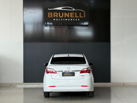 HYUNDAI HB 20 Sedan 1.6 16V 4P FLEX COMFORT PLUS, Foto 4