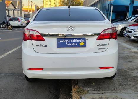HYUNDAI HB 20 Sedan 1.6 16V 4P FLEX PREMIUM AUTOM�TICO, Foto 5