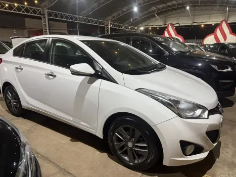 HYUNDAI HB 20 Sedan 1.6 16V 4P FLEX PREMIUM AUTOM�TICO, Foto 3