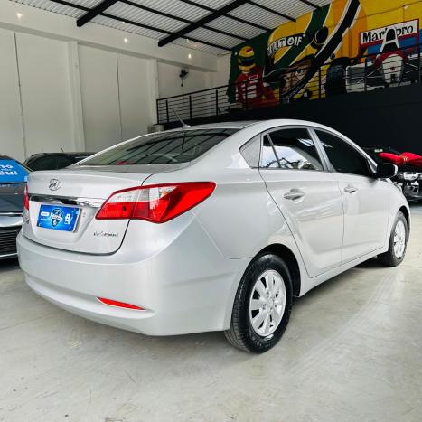 HYUNDAI HB 20 Sedan 1.6 16V 4P FLEX COMFORT PLUS, Foto 4