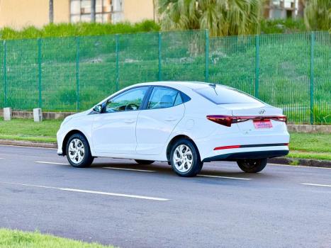 HYUNDAI HB 20 Sedan 1.0 12V 4P FLEX COMFORT PLUS, Foto 4