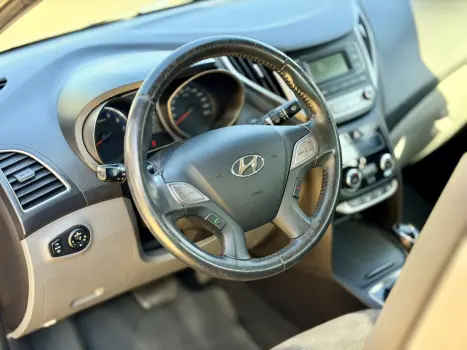 HYUNDAI HB 20 Sedan 1.6 16V 4P FLEX PREMIUM AUTOM�TICO, Foto 9