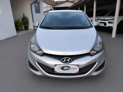 HYUNDAI HB 20 Sedan 1.6 16V 4P FLEX COMFORT AUTOM�TICO, Foto 3