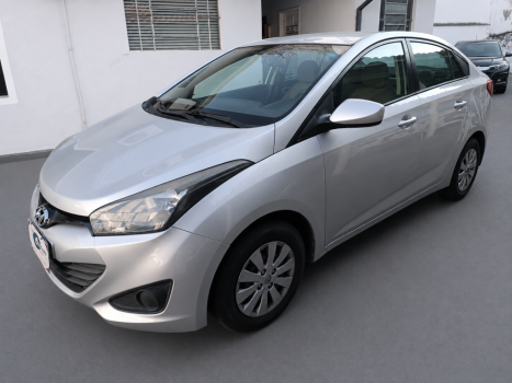 HYUNDAI HB 20 Sedan 1.6 16V 4P FLEX COMFORT AUTOM�TICO, Foto 4