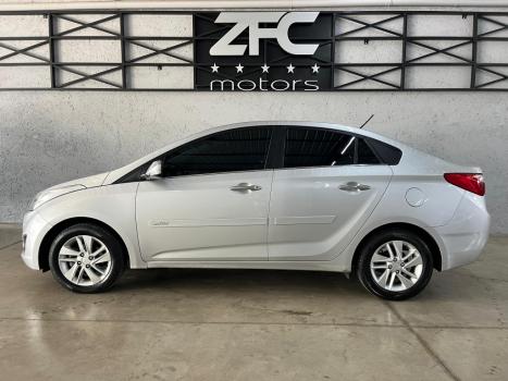 HYUNDAI HB 20 Sedan 1.6 16V 4P FLEX PREMIUM AUTOM�TICO, Foto 4