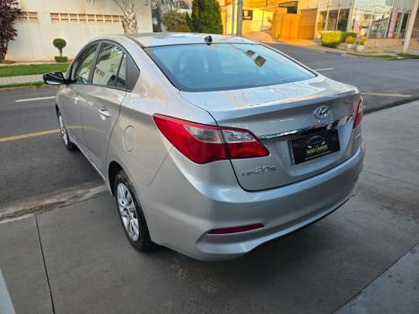 HYUNDAI HB 20 Sedan 1.6 16V 4P FLEX COMFORT PLUS AUTOM�TICO, Foto 4