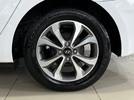 HYUNDAI HB 20 Sedan 1.0 12V 4P FLEX COPA DO MUNDO FIFA QATAR, Foto 10