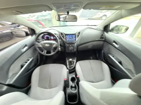 HYUNDAI HB 20 Sedan 1.0 12V 4P FLEX COMFORT PLUS, Foto 13
