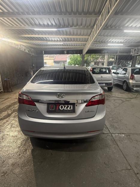 HYUNDAI HB 20 Sedan 1.6 16V 4P FLEX PREMIUM, Foto 4