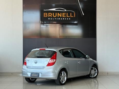 HYUNDAI I30 2.0 16V 4P AUTOM�TICO, Foto 3