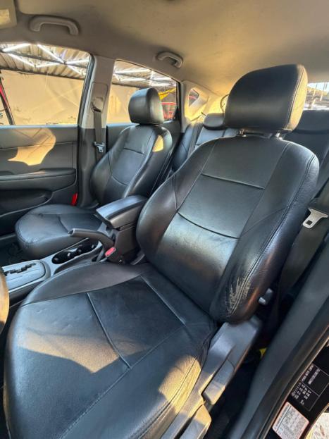 HYUNDAI I30 2.0 16V 4P AUTOM�TICO, Foto 2