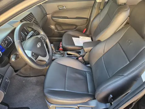 HYUNDAI I30 2.0 16V 4P AUTOM�TICO, Foto 12