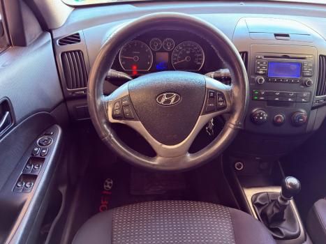 HYUNDAI I30 2.0 16V 4P GLS, Foto 8