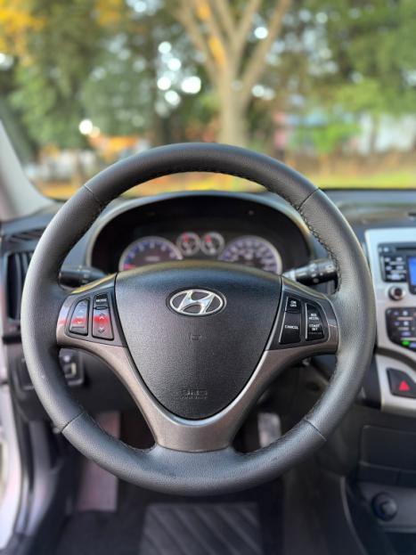 HYUNDAI I30 2.0 16V 4P GLS AUTOM�TICO, Foto 4
