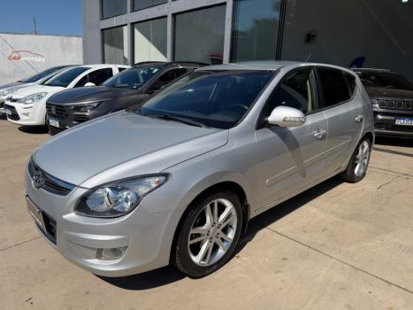 HYUNDAI I30 2.0 16V 4P, Foto 3