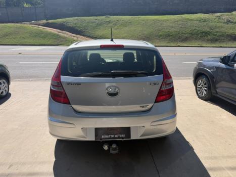 HYUNDAI I30 2.0 16V 4P, Foto 4