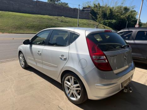 HYUNDAI I30 2.0 16V 4P, Foto 5