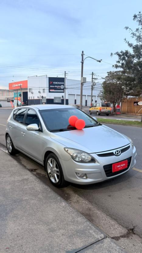 HYUNDAI I30 2.0 16V 4P AUTOM�TICO, Foto 2
